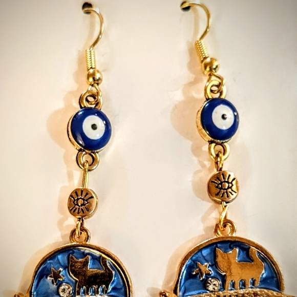 Gold Earrings - Picture 2 of 2